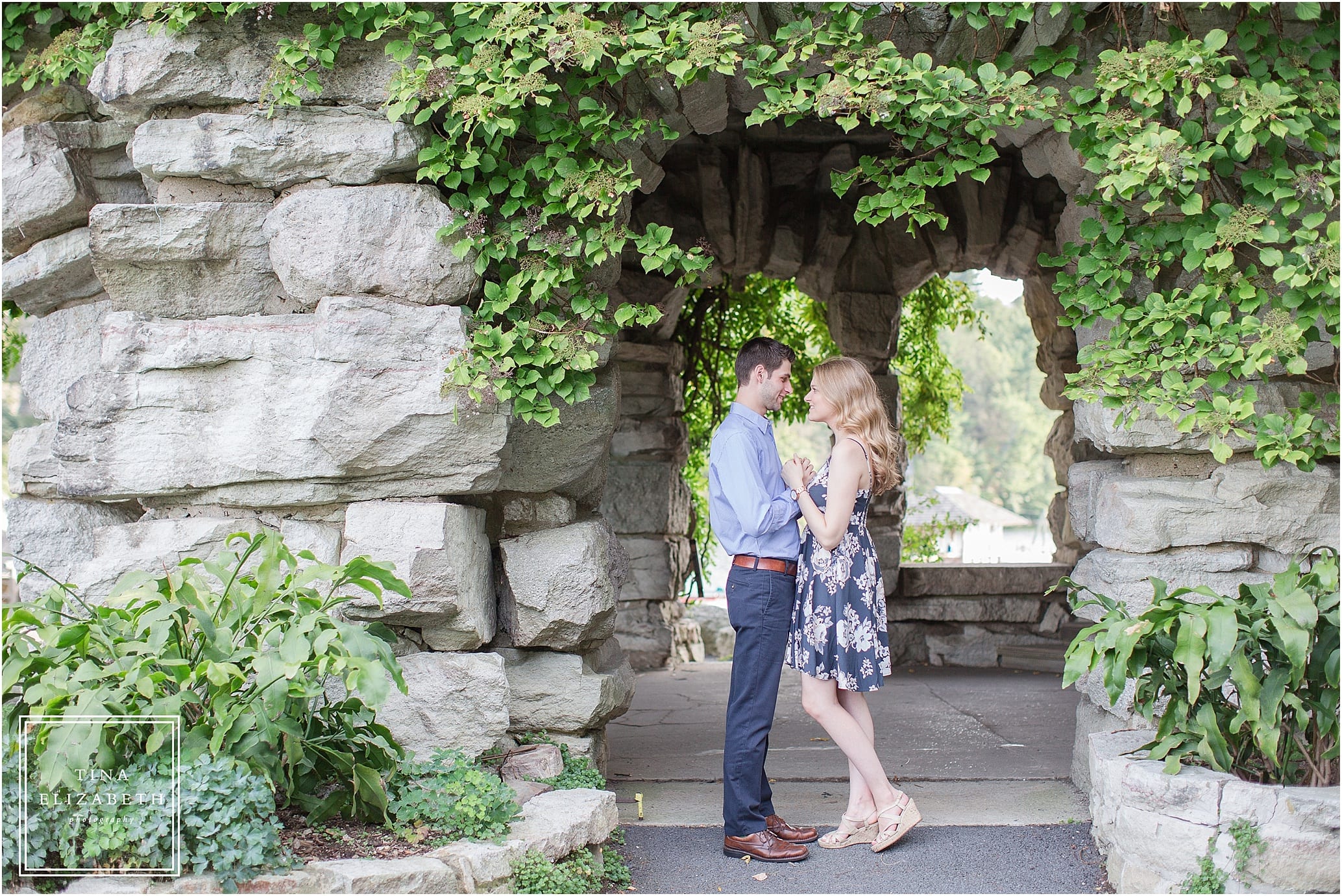 mohonk-mountain-house-engagement-photos-tina-elizabeth-photography_0415