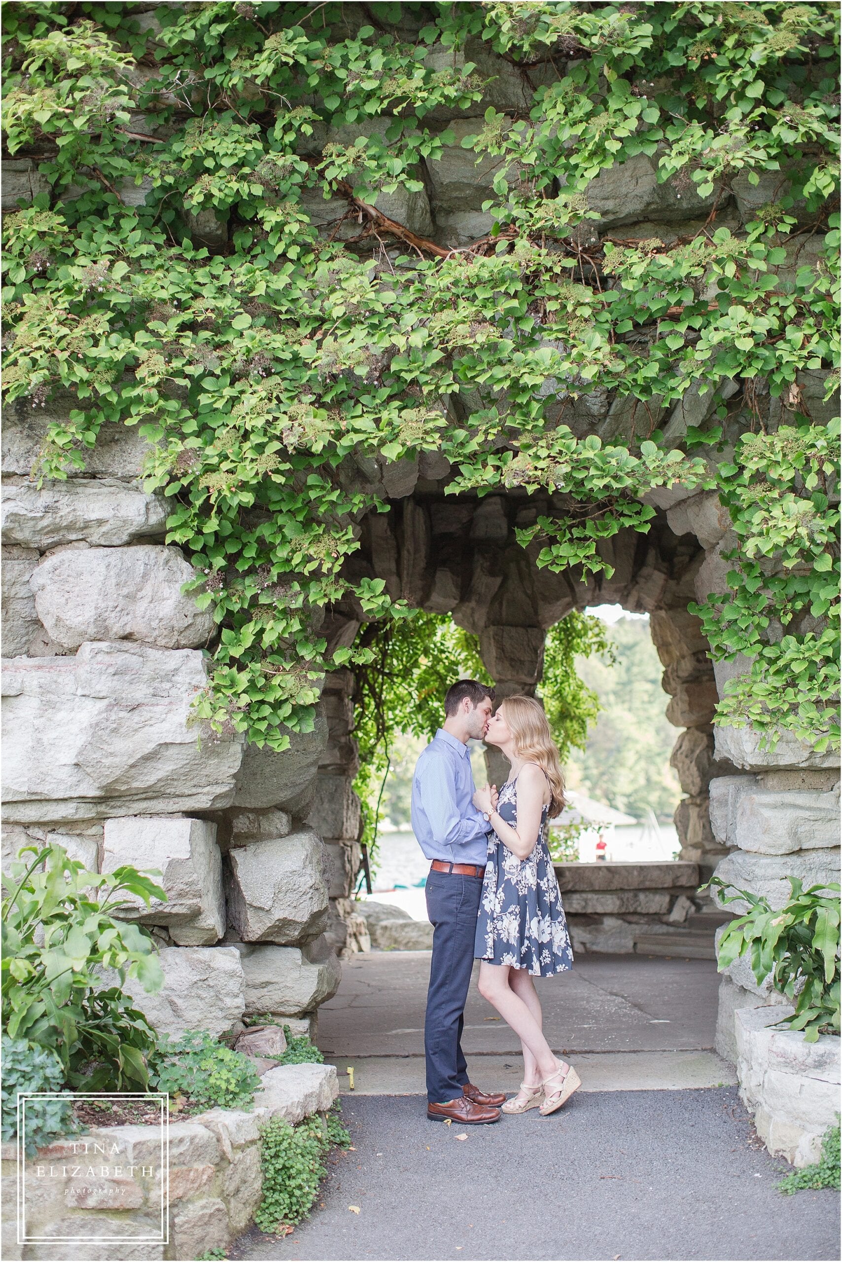 mohonk-mountain-house-engagement-photos-tina-elizabeth-photography_0416