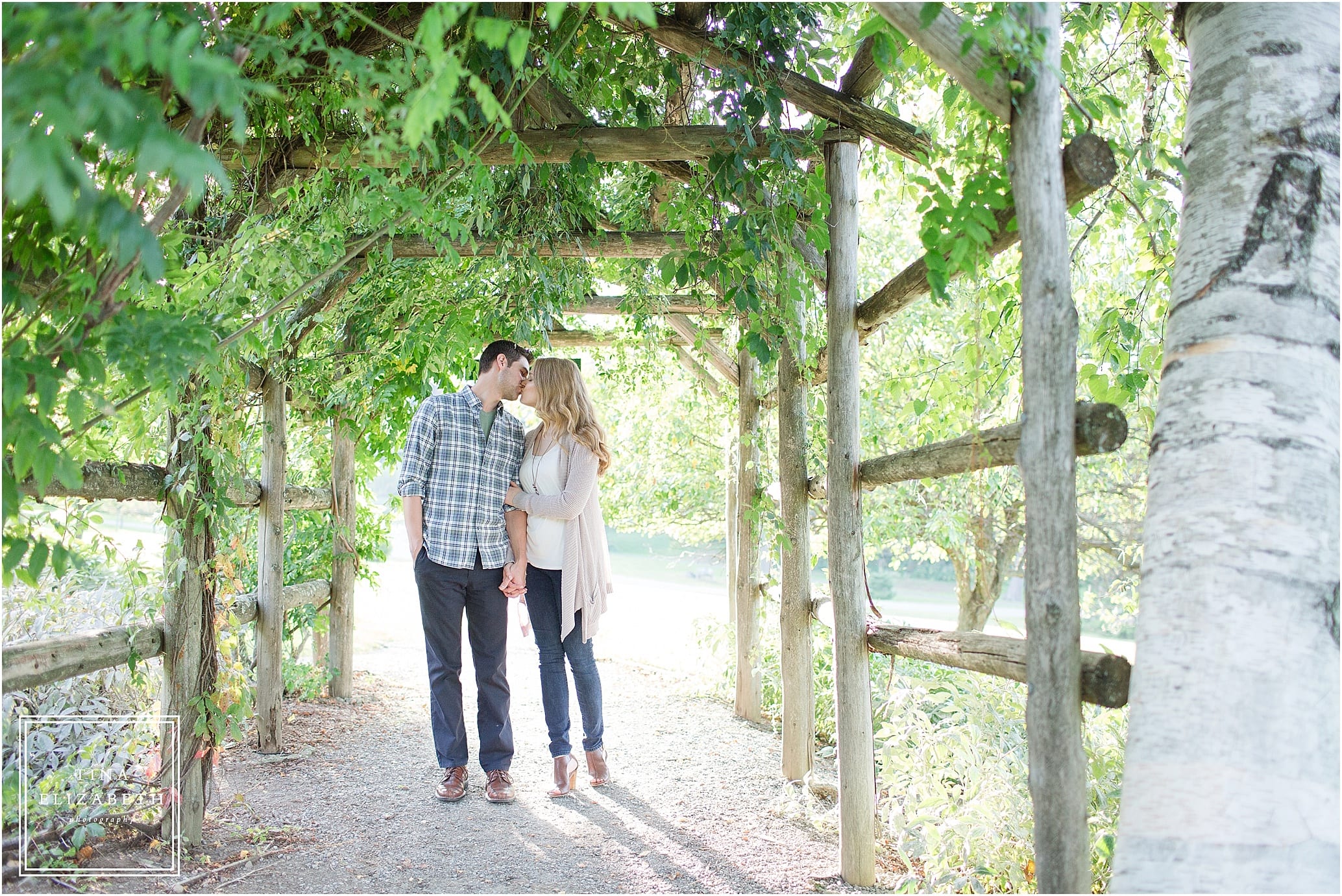 mohonk-mountain-house-engagement-photos-tina-elizabeth-photography_0431