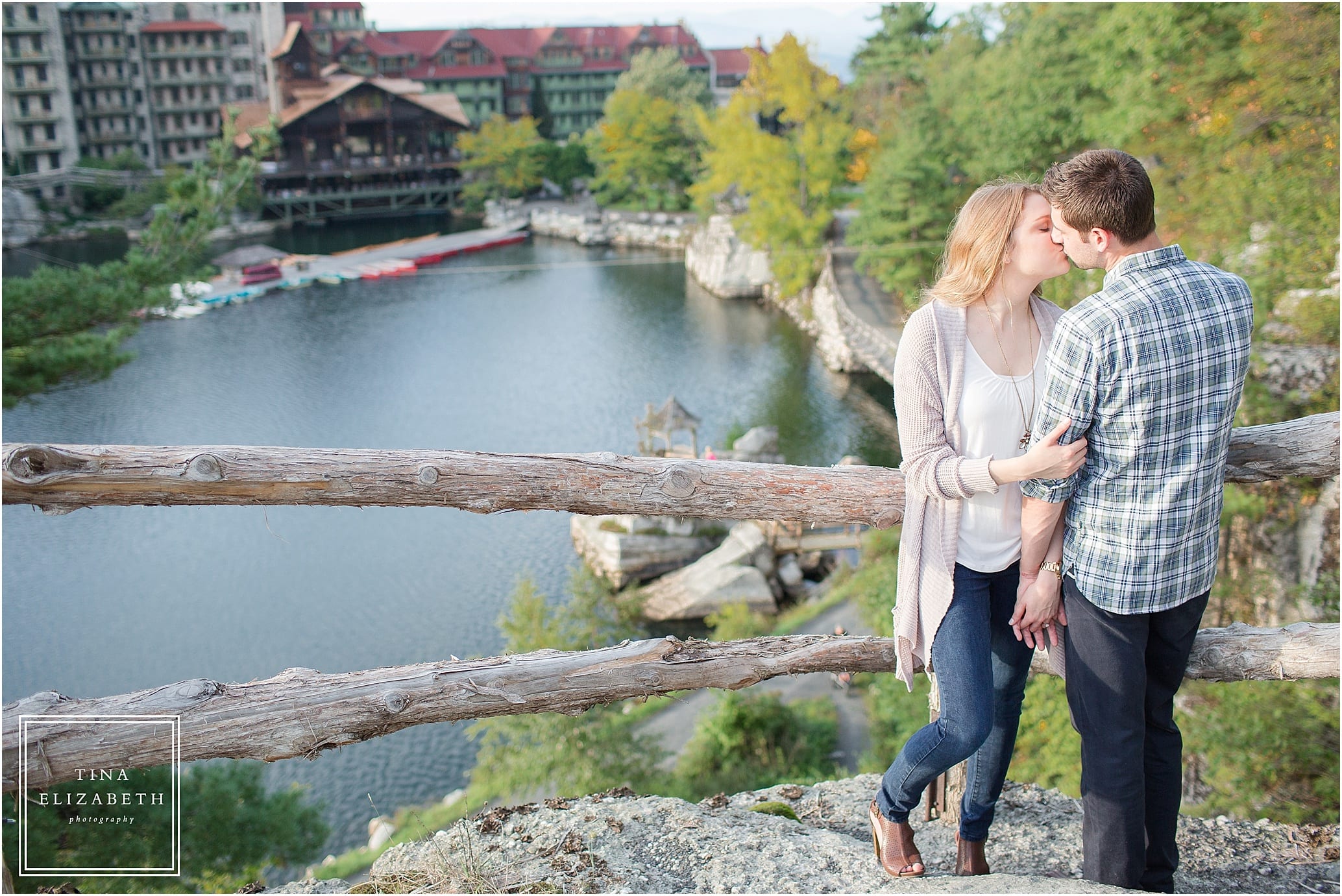 mohonk-mountain-house-engagement-photos-tina-elizabeth-photography_0437