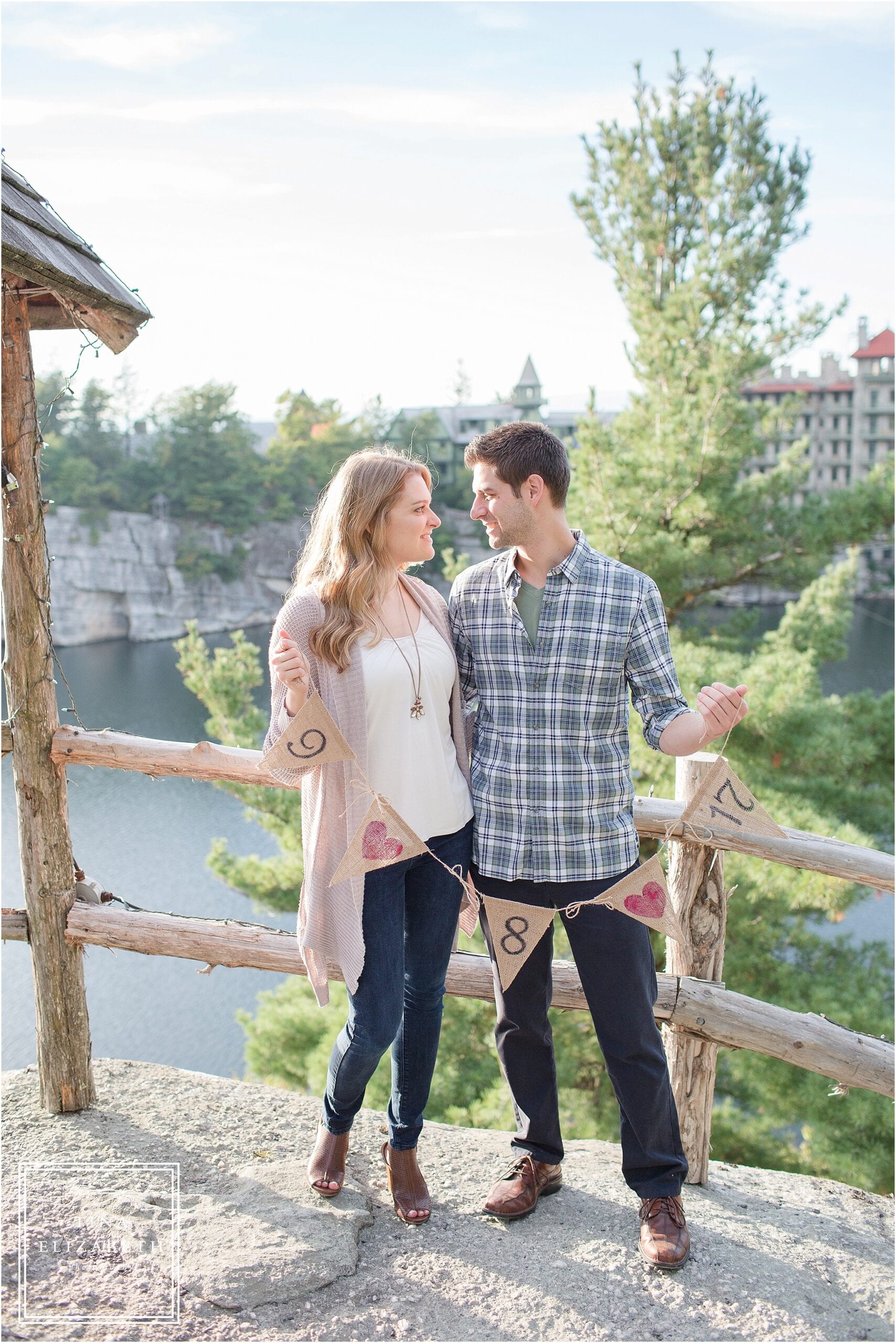 mohonk-mountain-house-engagement-photos-tina-elizabeth-photography_0439