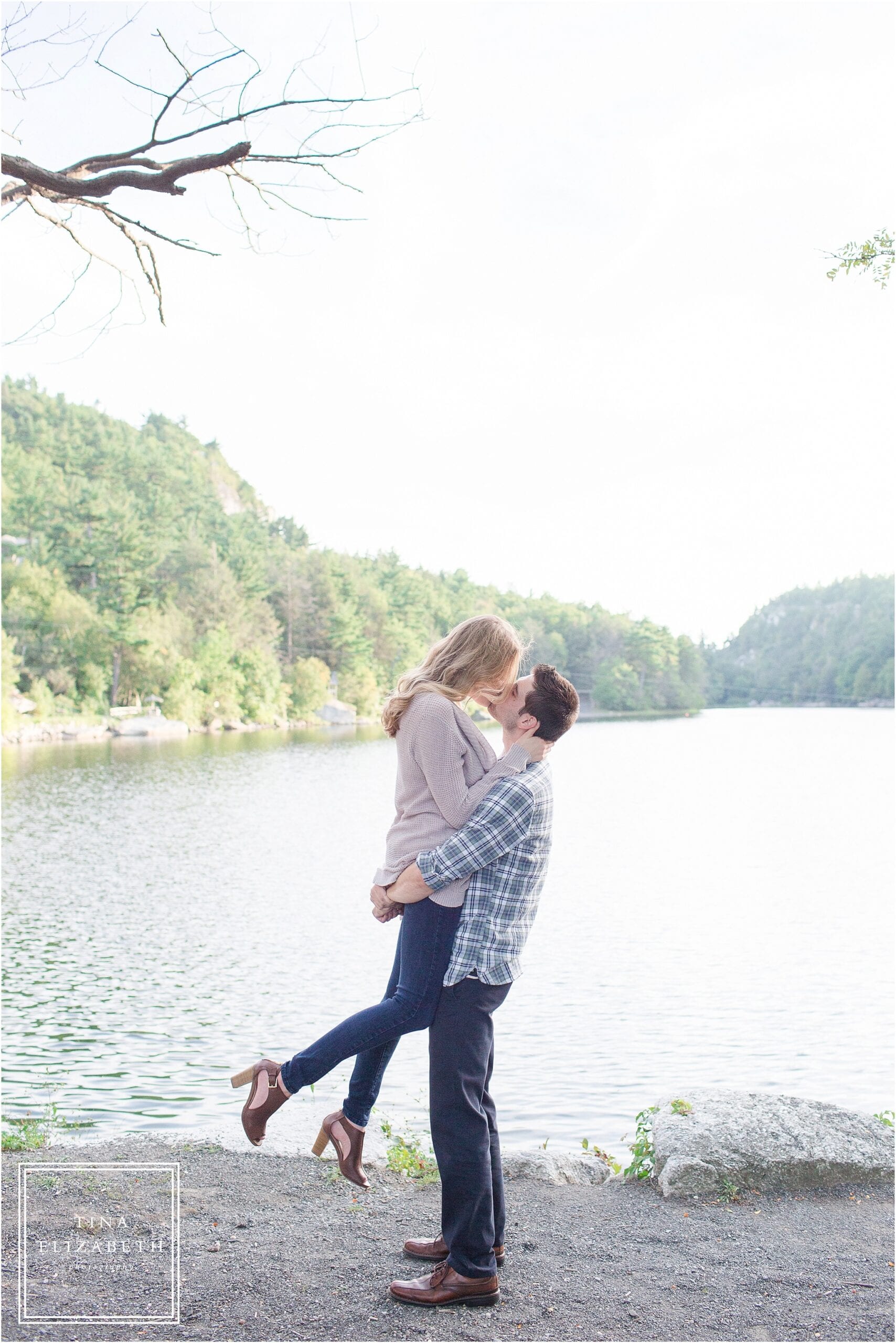 mohonk-mountain-house-engagement-photos-tina-elizabeth-photography_0445