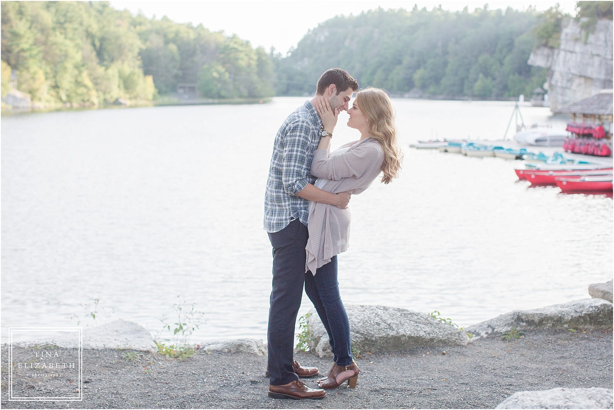 mohonk-mountain-house-engagement-photos-tina-elizabeth-photography_0448