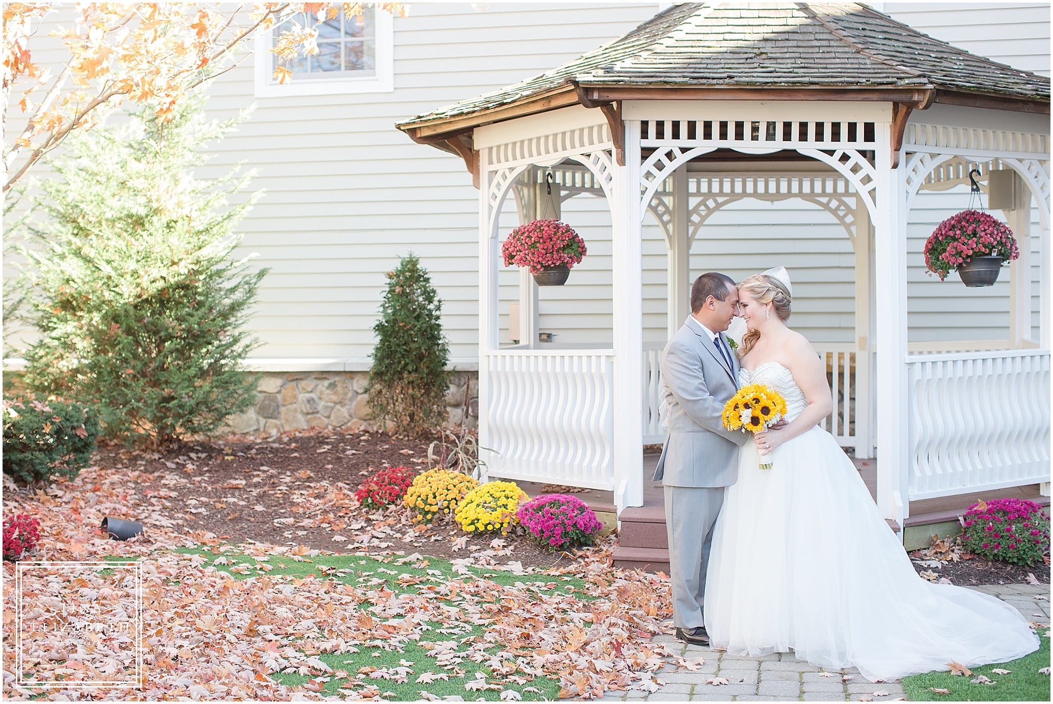 olde-mill-inn-wedding-photos-tina-elizabeth-photography_1435