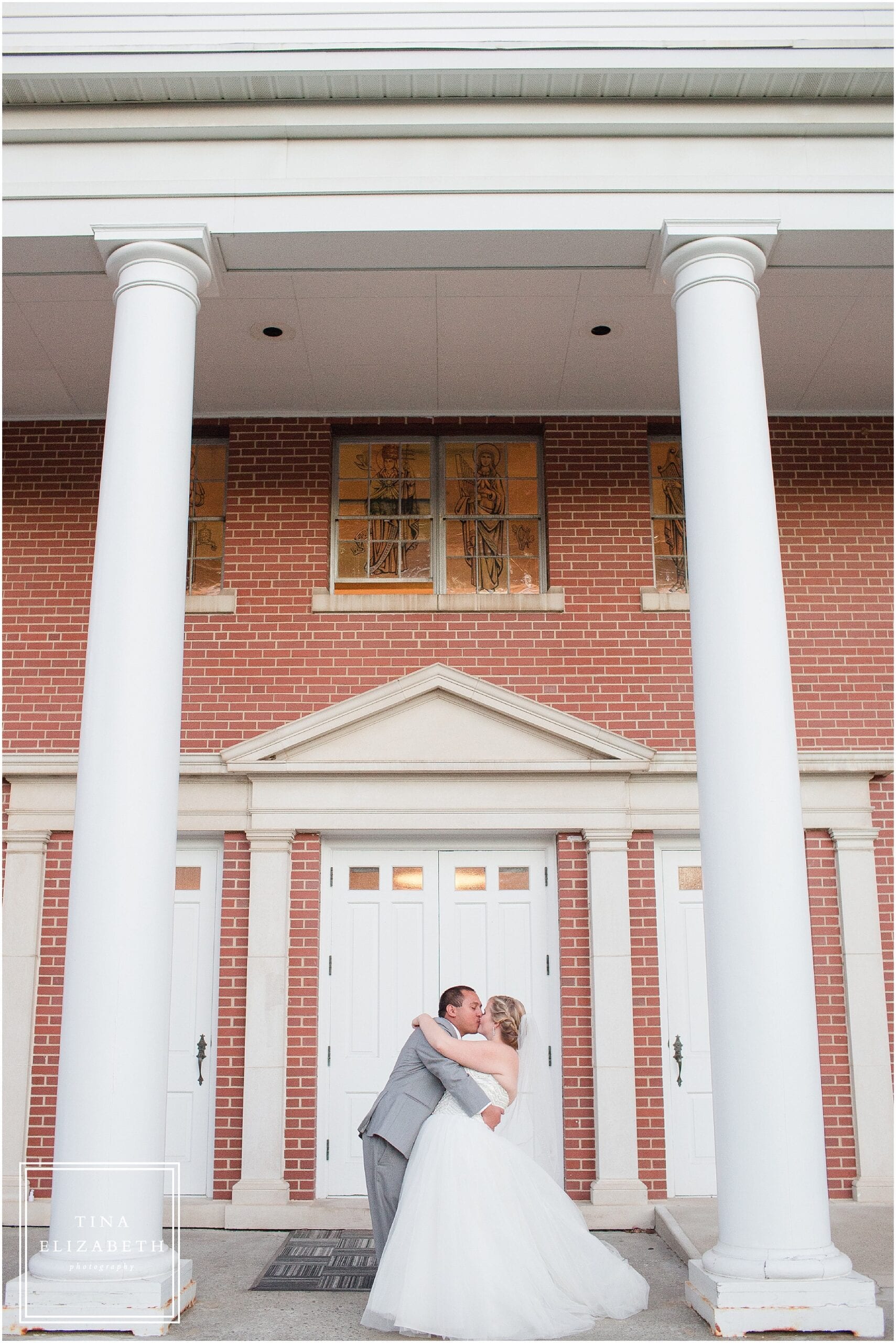 olde-mill-inn-wedding-photos-tina-elizabeth-photography_1492