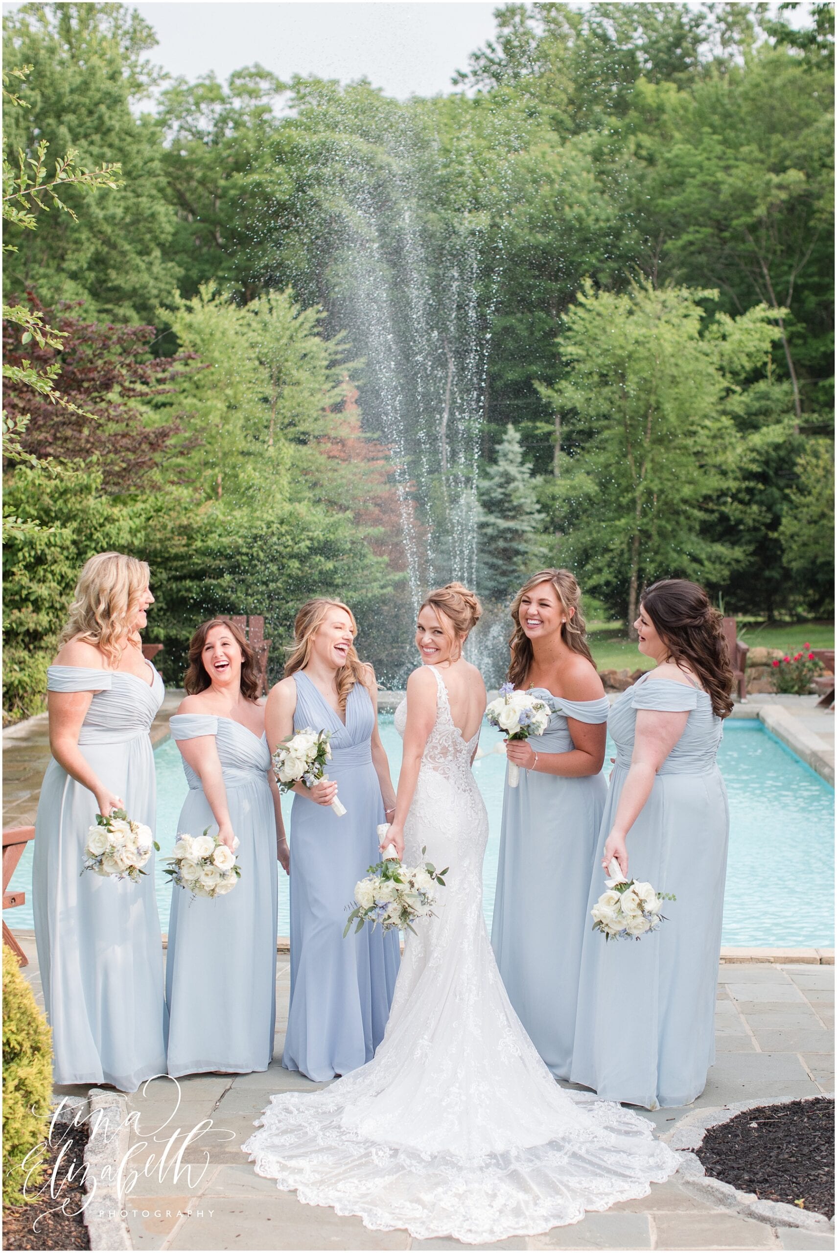 Stonehouse at Stirling Ridge wedding, bridal party, bridesmaids in blue