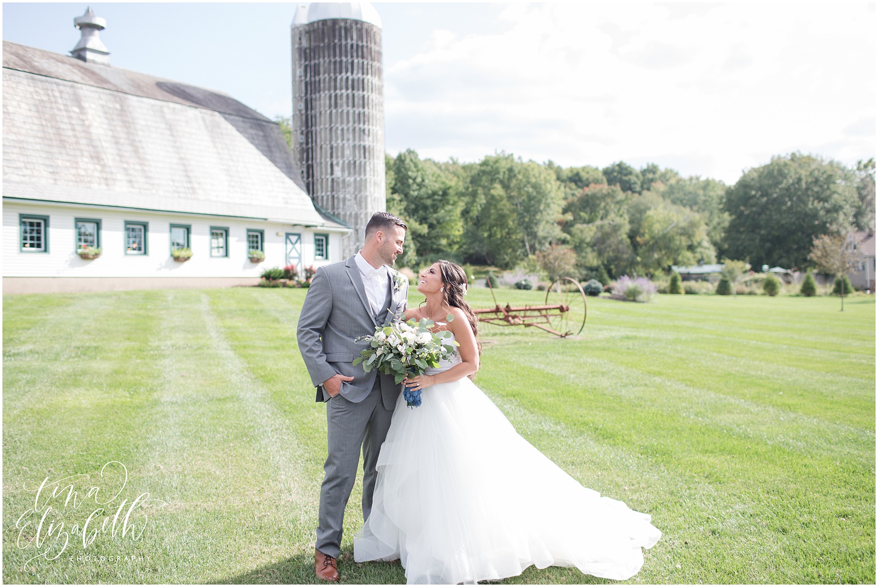 Perona farms wedding photos - Tina Elizabeth Photography