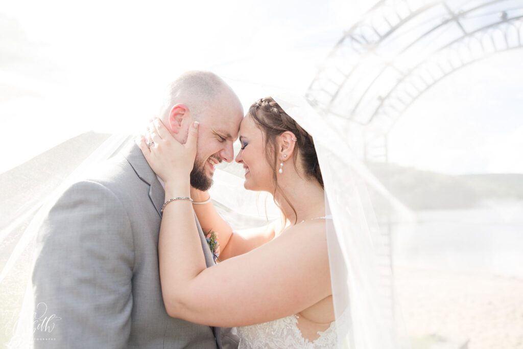 Lake Valhalla Club Wedding Photos - Tina Elizabeth Photography