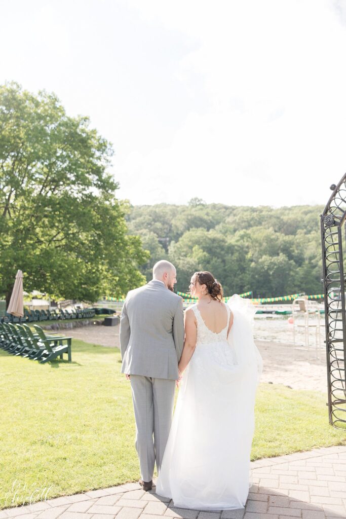 Lake Valhalla Club Wedding Photos - Tina Elizabeth Photography