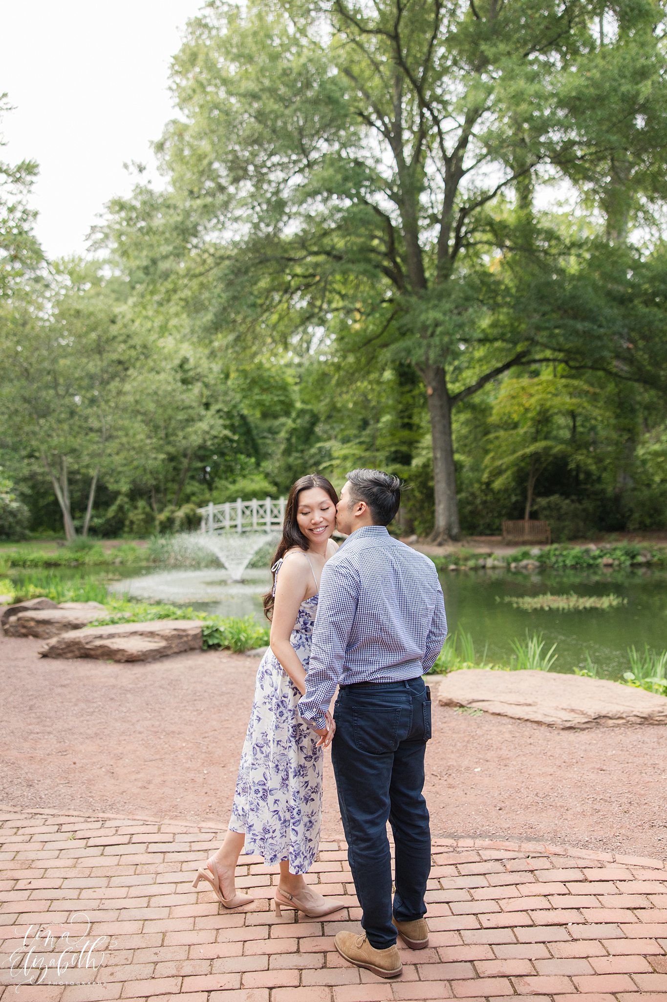 Sayen House & Gardens Engagement Photos
